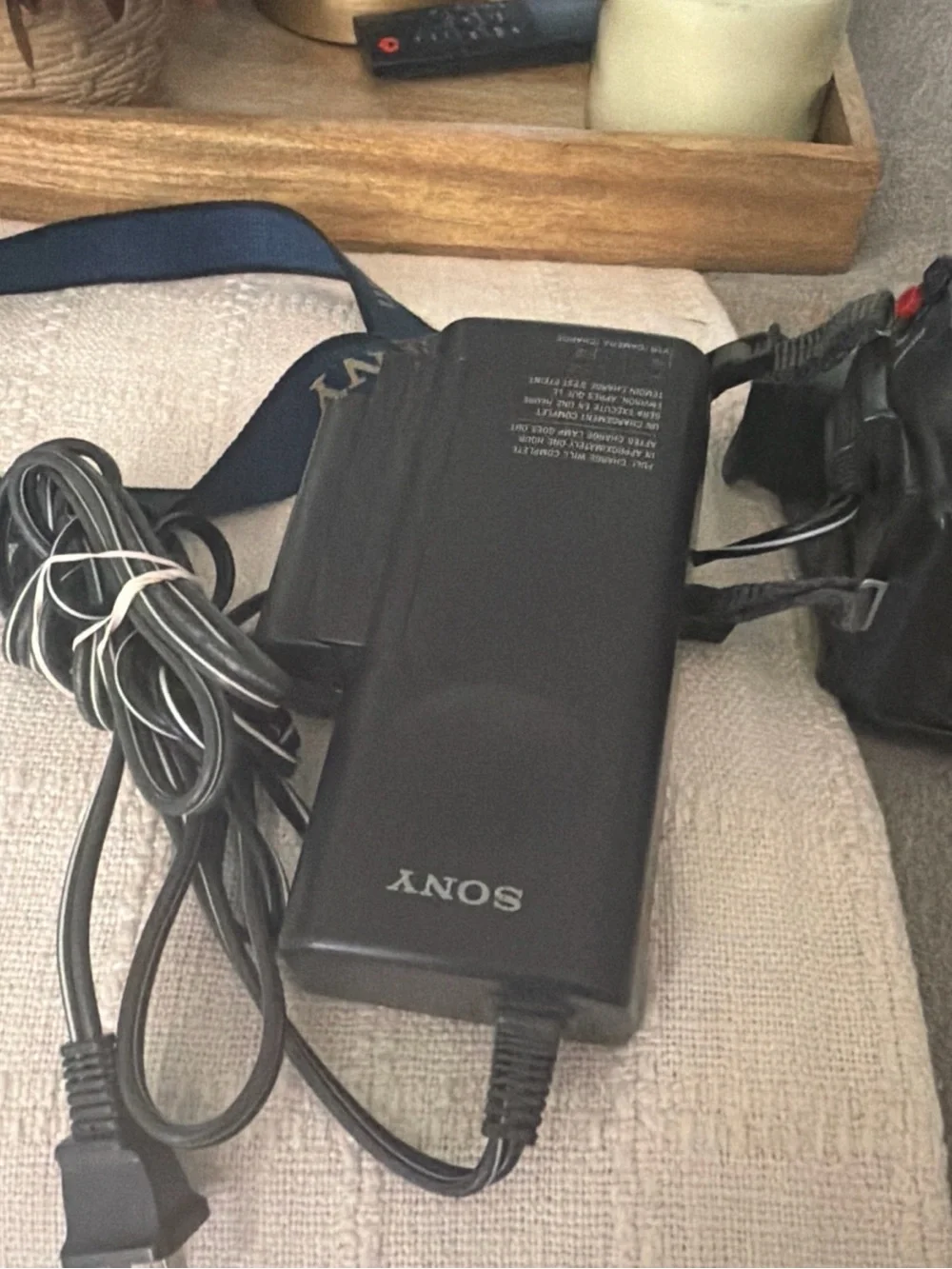 Sony Handycam CCD-TRV72 NTSC Video Hi8 Camcorder / Tested / + Accessories